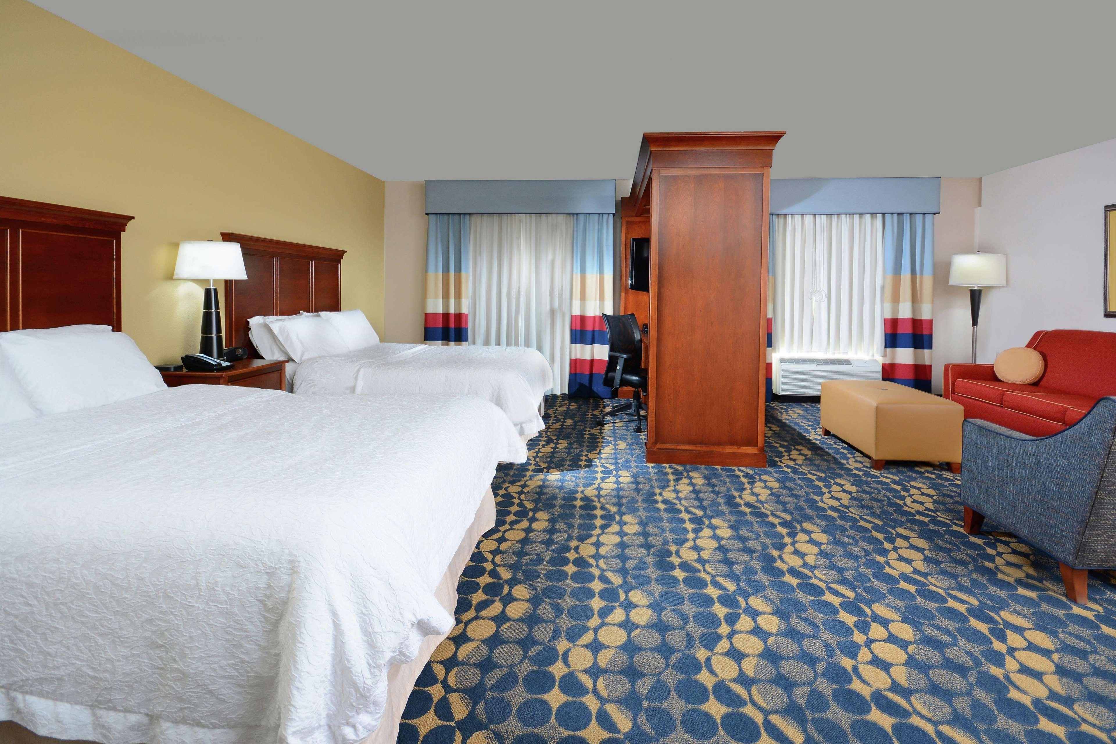 Hampton Inn & Suites Huntersville Exterior foto